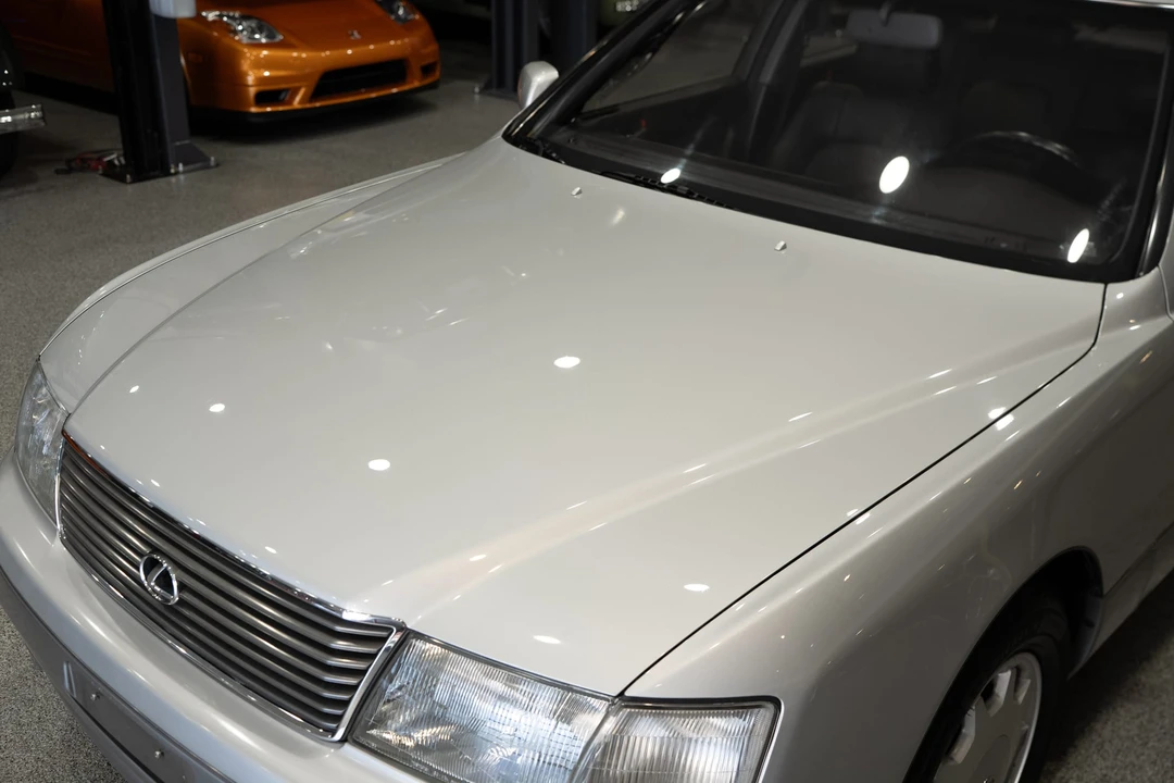 1995 Lexus LS 2nd Gen - Image 21 of 31
