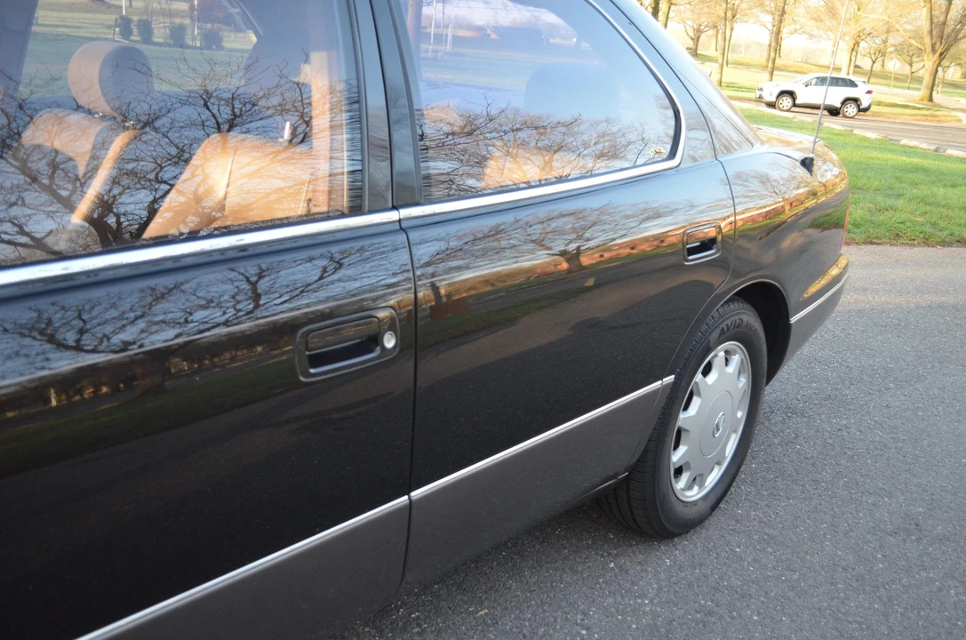 1995 Lexus LS 2nd Gen - Image 31 of 31