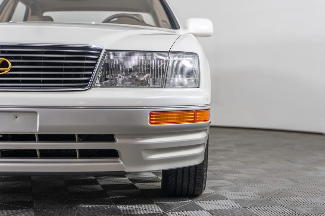 1995 Lexus LS 2nd Gen - Image 31 of 31