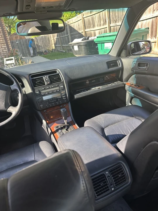 1995 Lexus LS 2nd Gen - Image 5 of 6