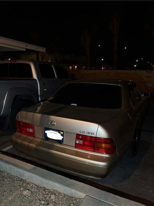 1995 Lexus LS 2nd Gen - Image 9 of 9
