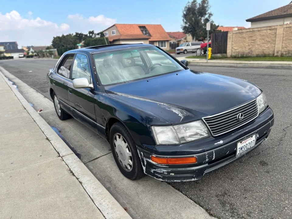 1995 Lexus LS 2nd Gen - Image 2 of 7