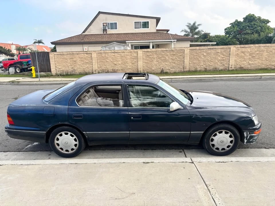 1995 Lexus LS 2nd Gen - Image 4 of 7
