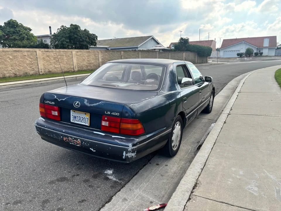 1995 Lexus LS 2nd Gen - Image 5 of 7