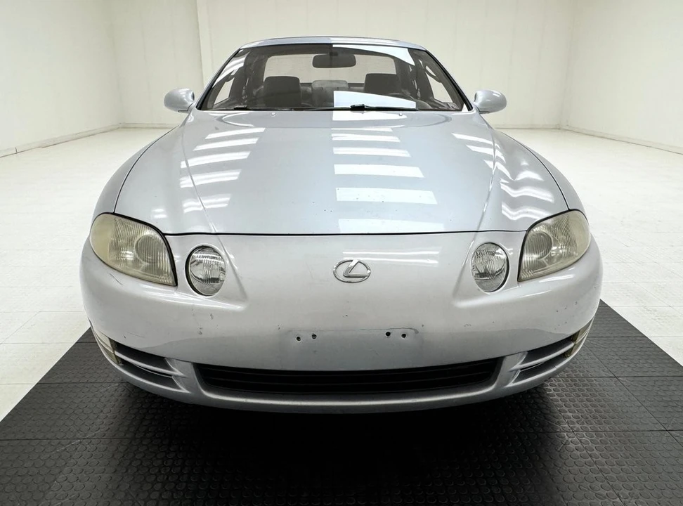 1995 Lexus RC - Image 8 of 31