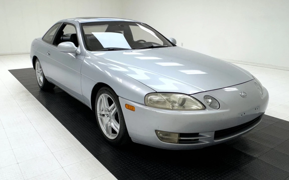 1995 Lexus RC - Image 7 of 31