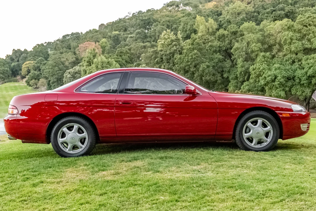 1995 Lexus SC400 - Image 3 of 31