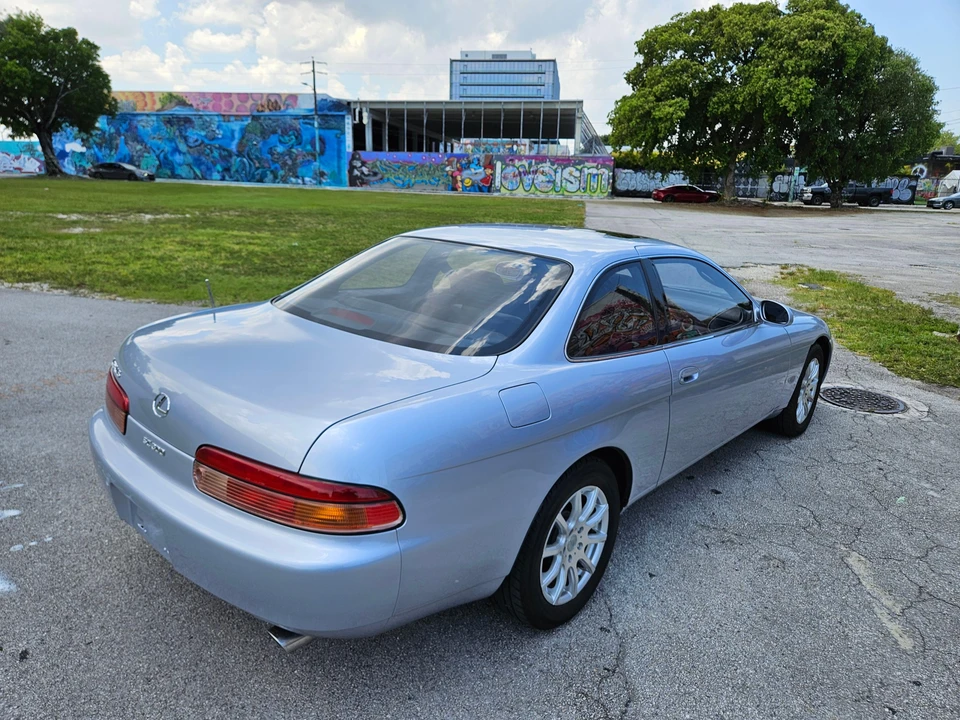 1995 Lexus SC400 - Image 13 of 31