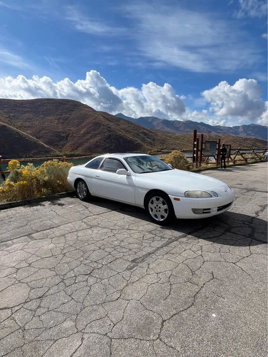 1995 Lexus SC400 - Image 2 of 3