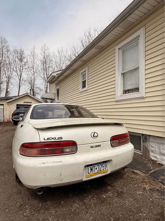 1995 Lexus SC400 - Image 4 of 13