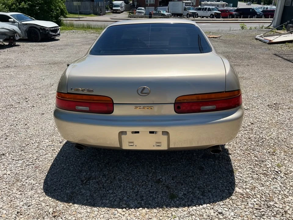1995 Lexus SC400 - Image 5 of 19