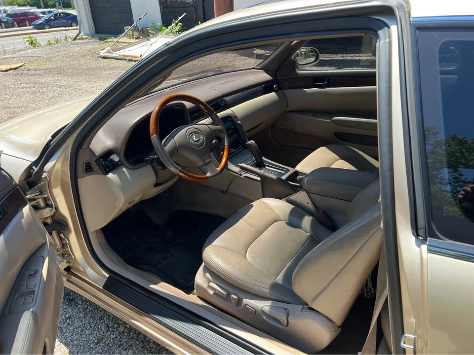 1995 Lexus SC400 - Image 7 of 19