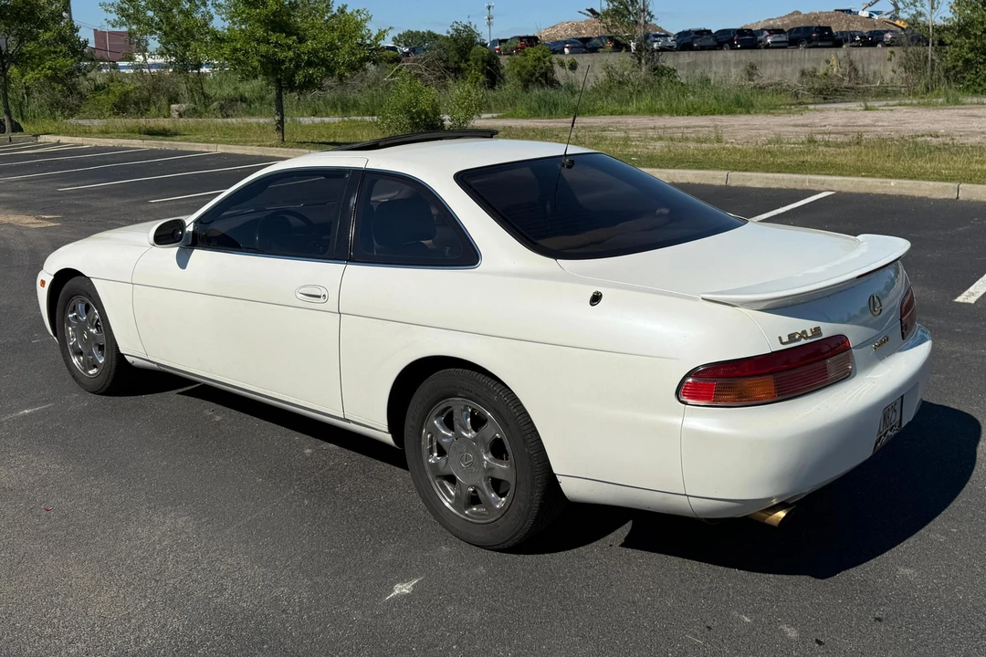 1995 Lexus SC400 - Image 4 of 31