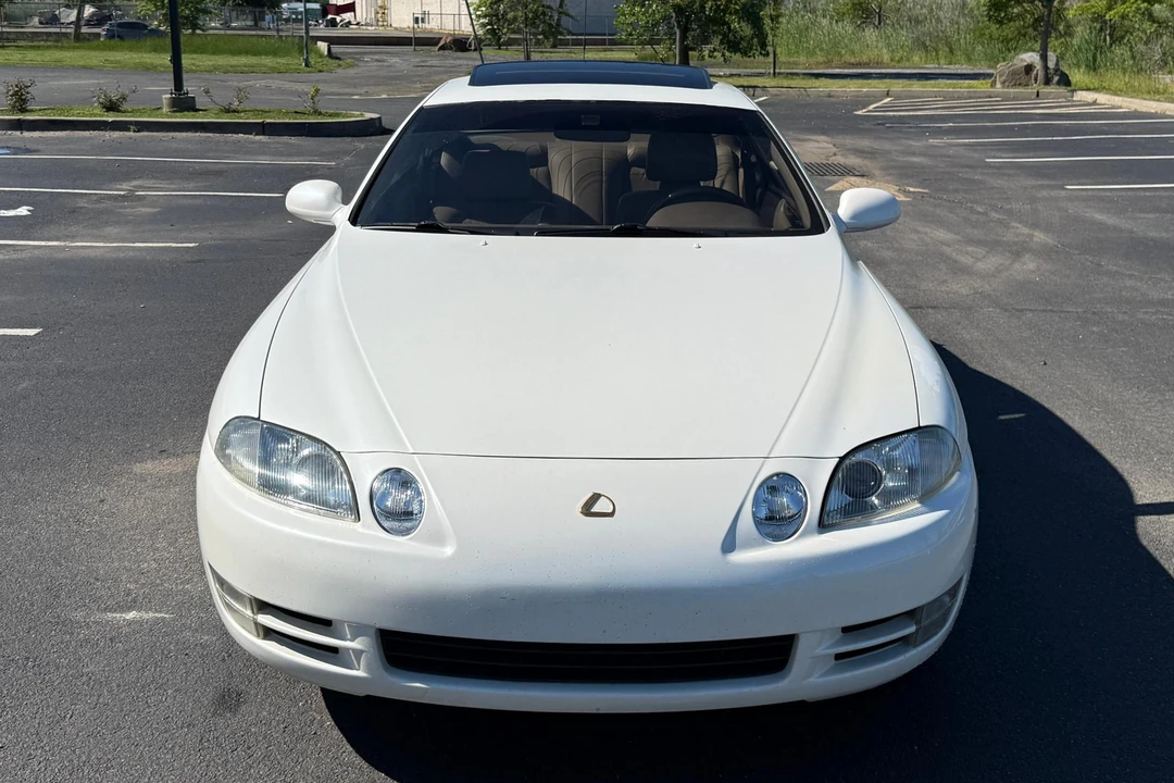 1995 Lexus SC400 - Image 2 of 31