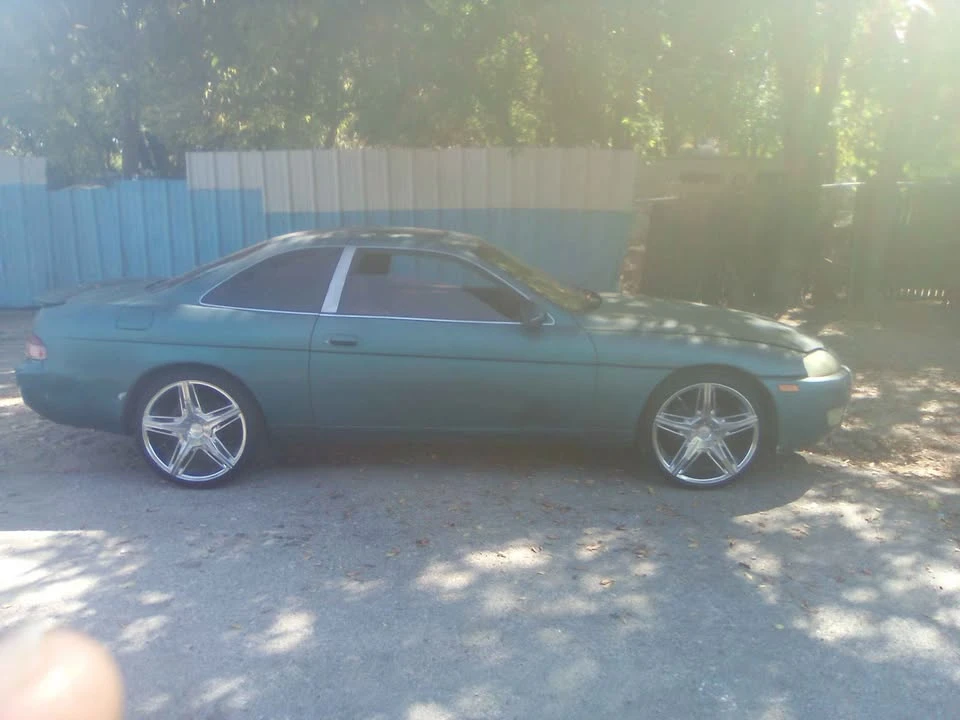 1995 Lexus SC400 - Image 2 of 9