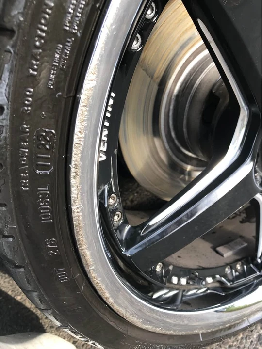 1995 Lexus SC400 - Image 11 of 19