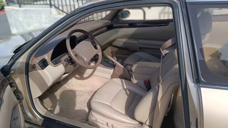 1995 Lexus SC400 - Image 4 of 8