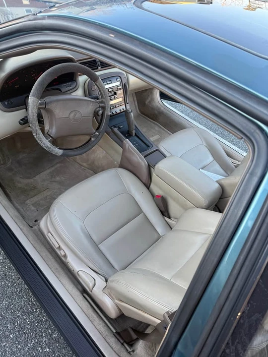 1995 Lexus SC400 - Image 2 of 7