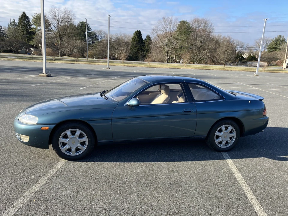 1995 Lexus SC400 - Image 5 of 21