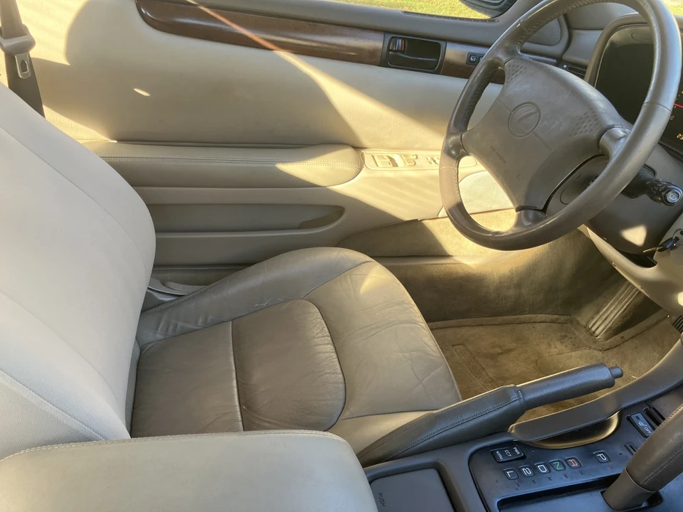 1995 Lexus SC400 - Image 17 of 21