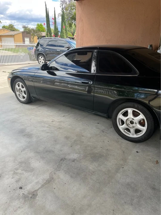 1995 Lexus SC - Image 2 of 6