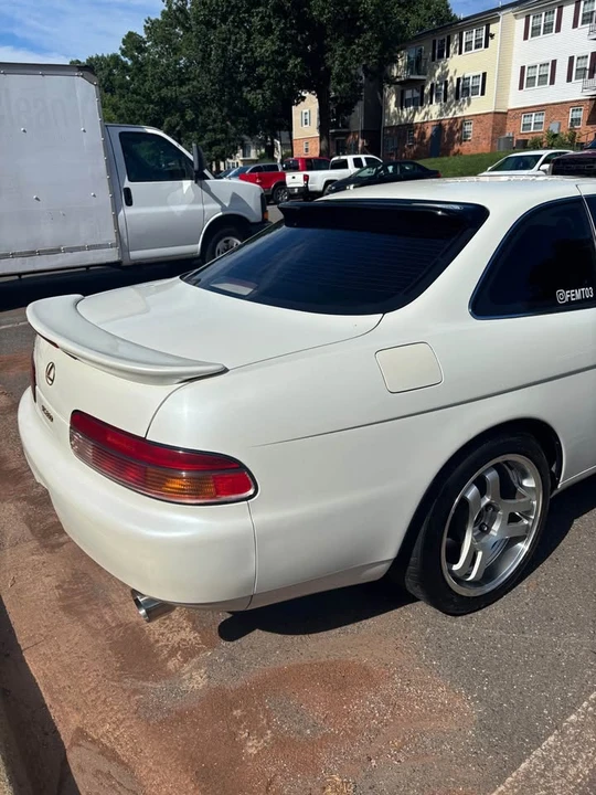 1995 Lexus SC400 - Image 10 of 19