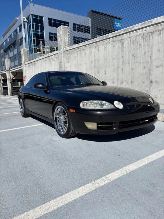 1995 Lexus SC400 - Image 2 of 10