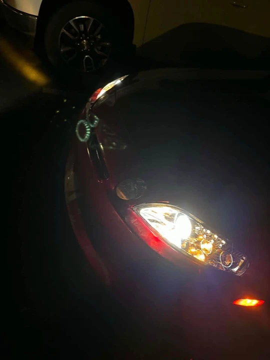 1995 Lexus SC400 - Image 3 of 12