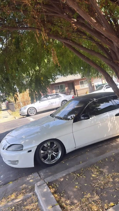 1995 Lexus SC400 - Image 2 of 4