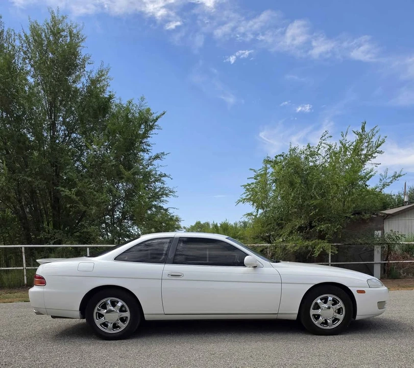 1995 Lexus SC400 - Image 4 of 11