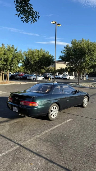 1995 Lexus SC400 - Image 3 of 12