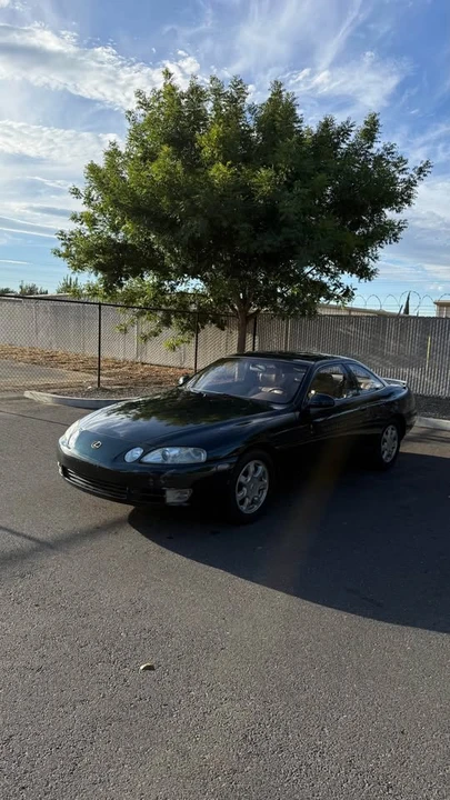 1995 Lexus SC400 - Image 2 of 12