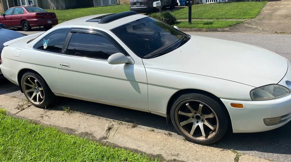 1995 Lexus SC400 - Image 2 of 10