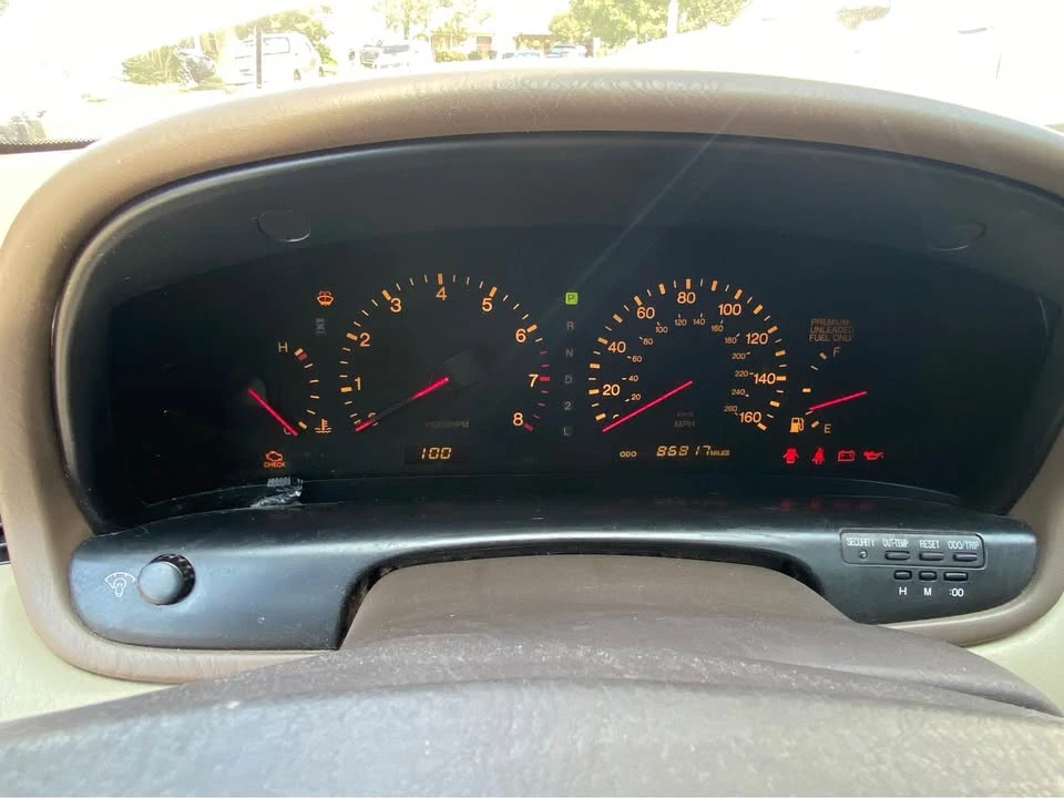 1995 Lexus SC400 - Image 10 of 10