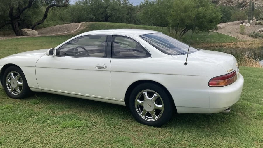 1995 Lexus SC400 - Image 2 of 9