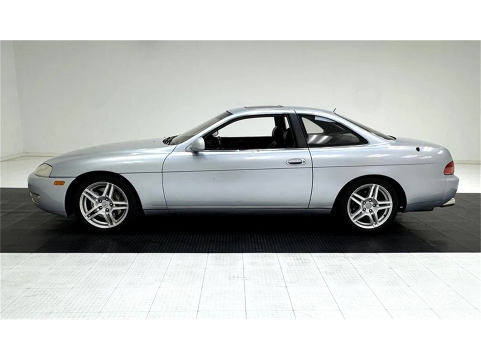 1995 Lexus SC400 - Image 2 of 31