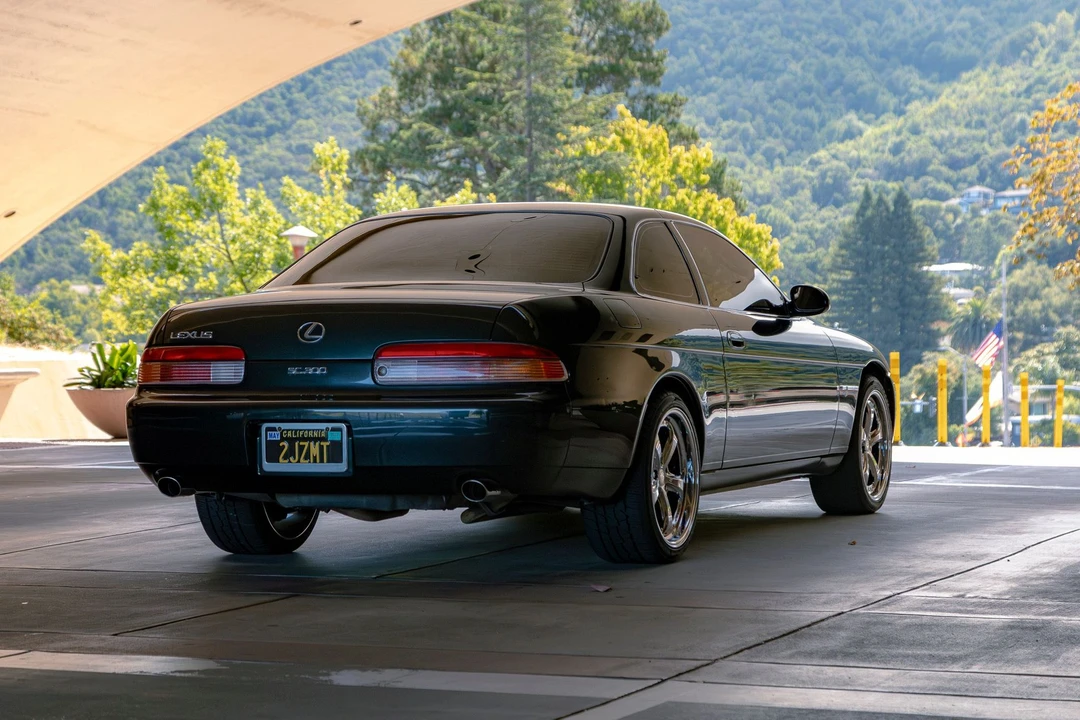 1995 Lexus SC400 - Image 2 of 3