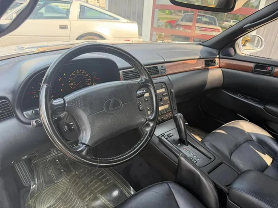 1995 Lexus SC400 - Image 5 of 5