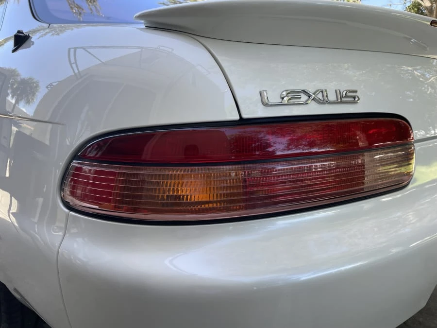 1995 Lexus SC400 - Image 6 of 12