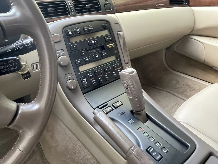 1995 Lexus SC400 - Image 10 of 12