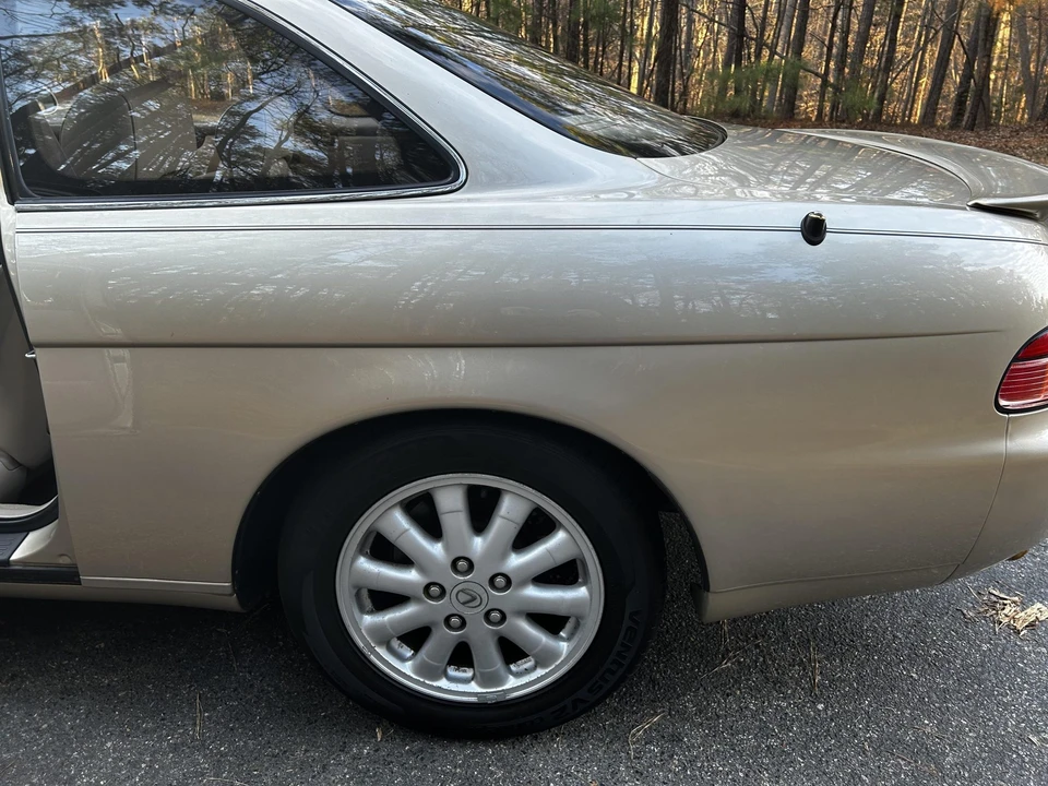 1995 Lexus SC400 - Image 19 of 31