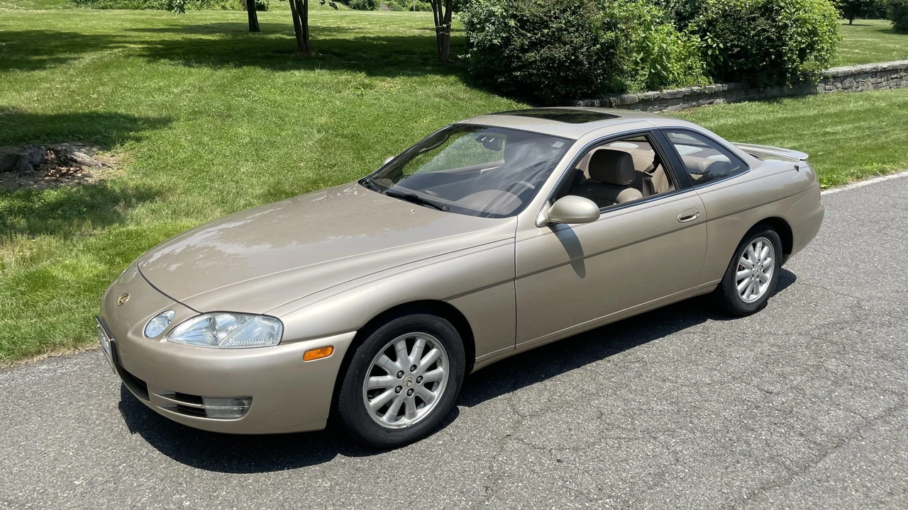 1995 Lexus SC400 - Image 14 of 31