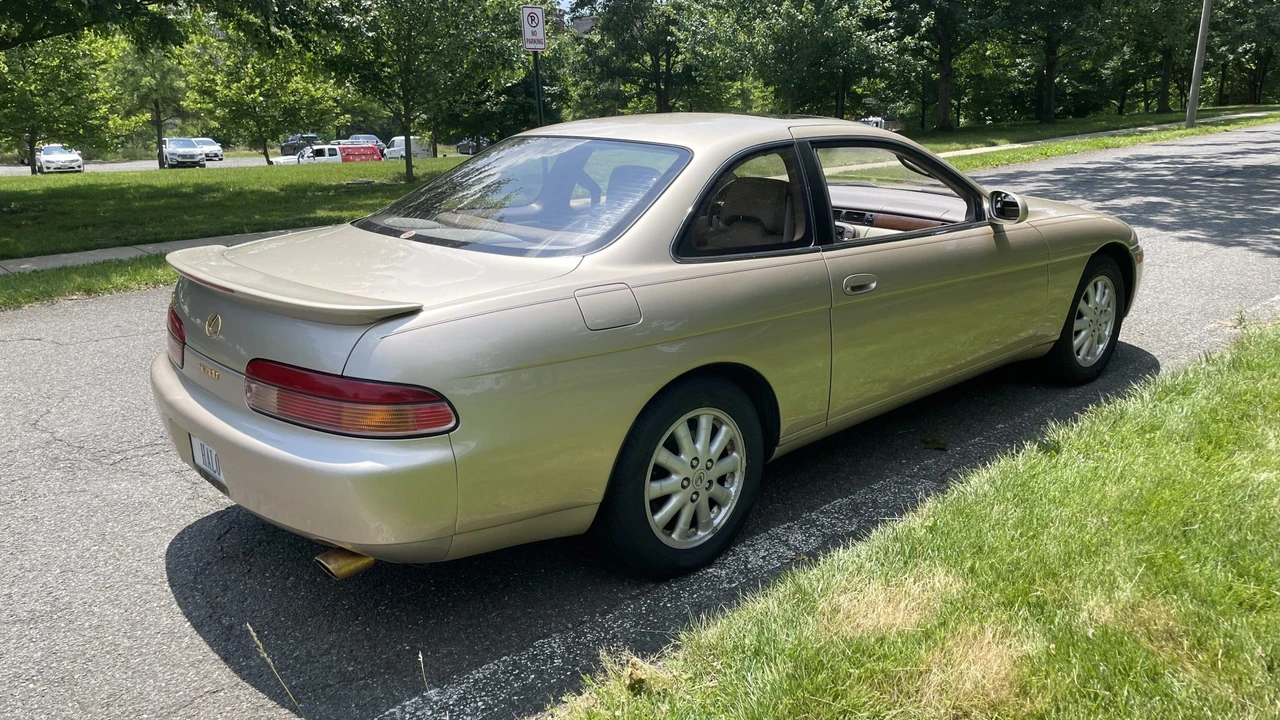 1995 Lexus SC400 - Image 6 of 31