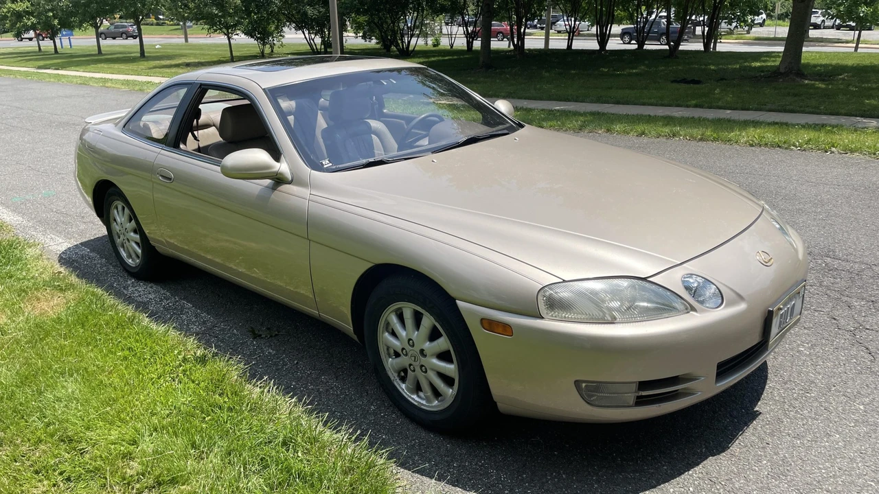 1995 Lexus SC400 - Image 3 of 31