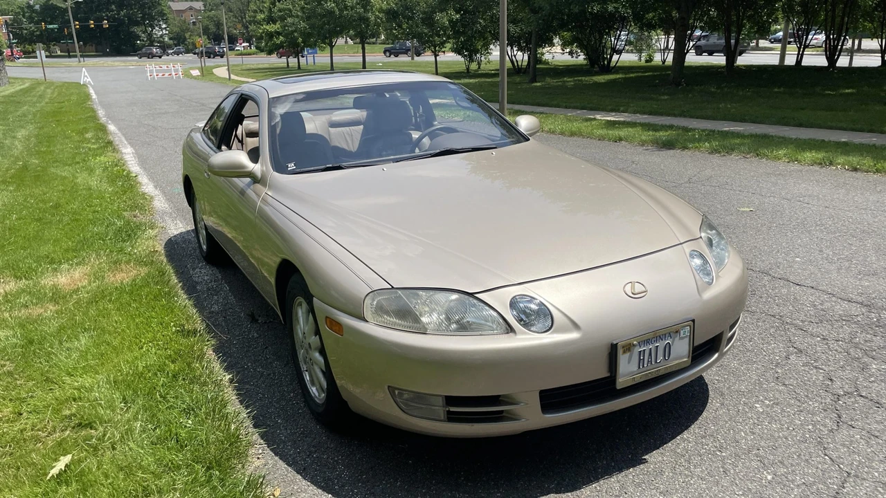 1995 Lexus SC400 - Image 2 of 31