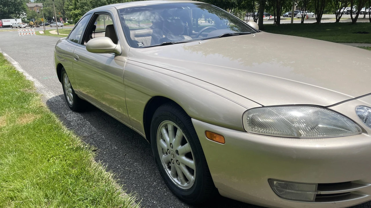 1995 Lexus SC400 - Image 18 of 31