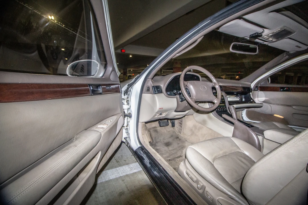 1995 Lexus SC400 - Image 17 of 31