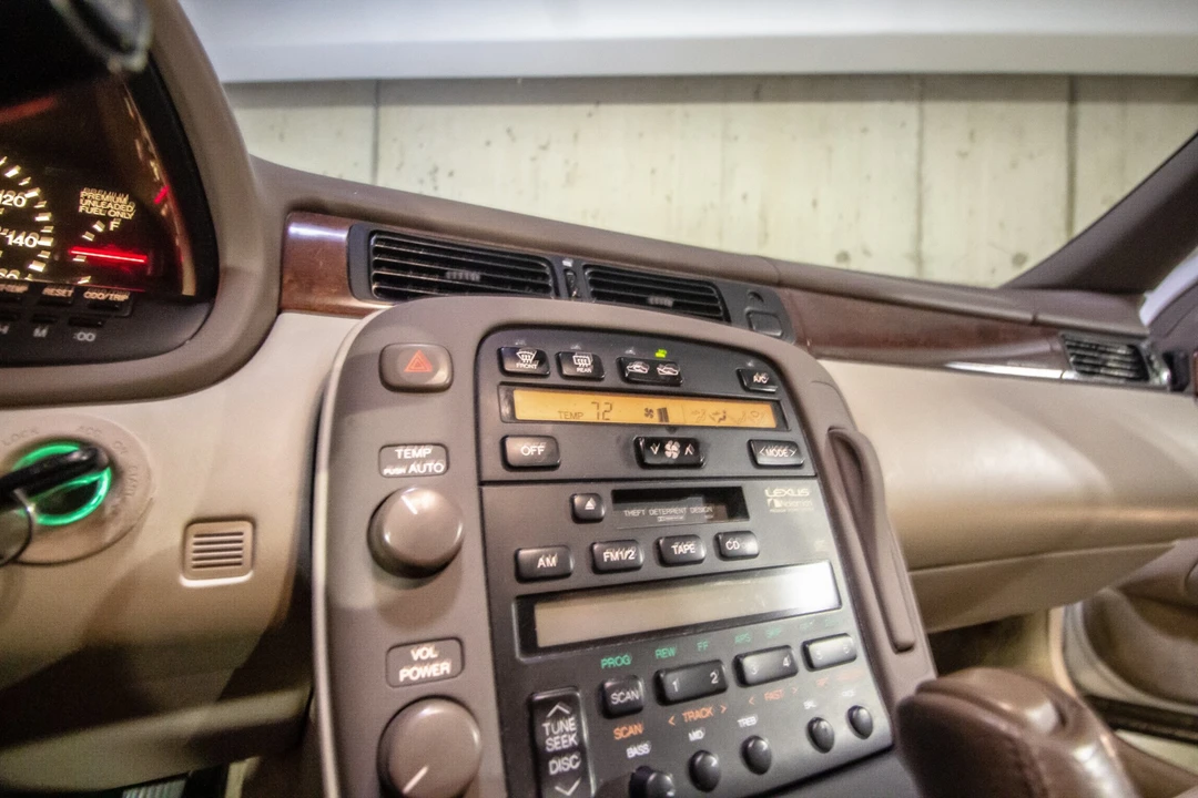 1995 Lexus SC400 - Image 21 of 31