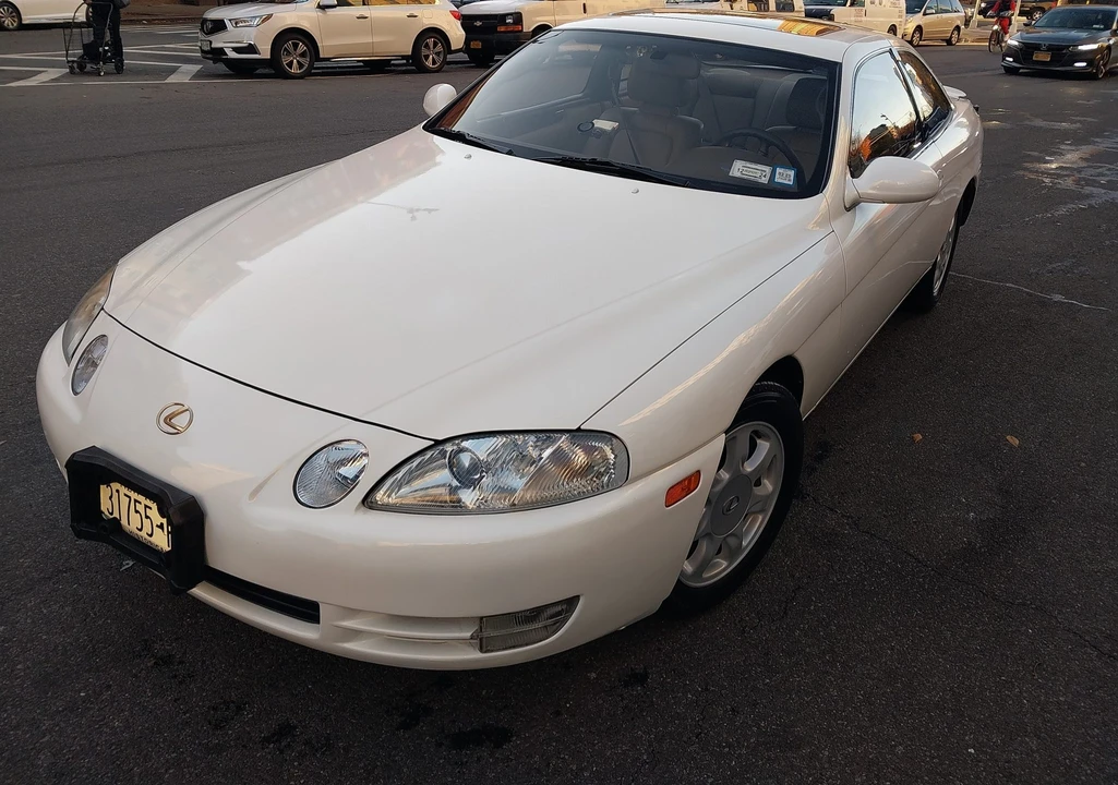 1995 Lexus SC400 - Image 2 of 31