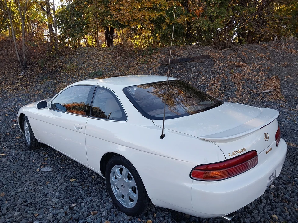 1995 Lexus SC400 - Image 21 of 31